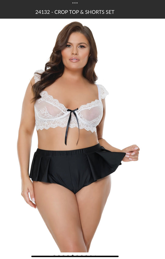 Coquette Crop Top & Shorts XL